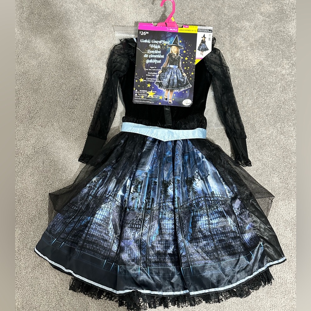 Grave yard witch Large 10/12